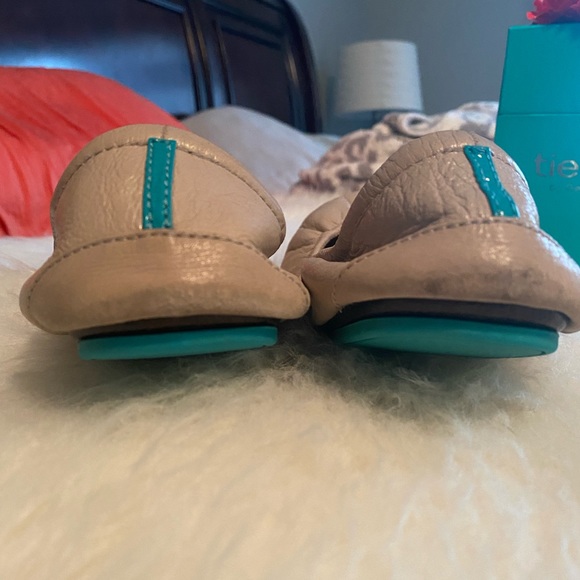 Feather Grey Tieks - Picture 6 of 6